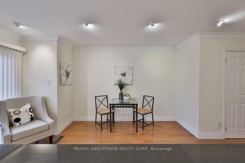 86 Forsythe Street thumbnail 16