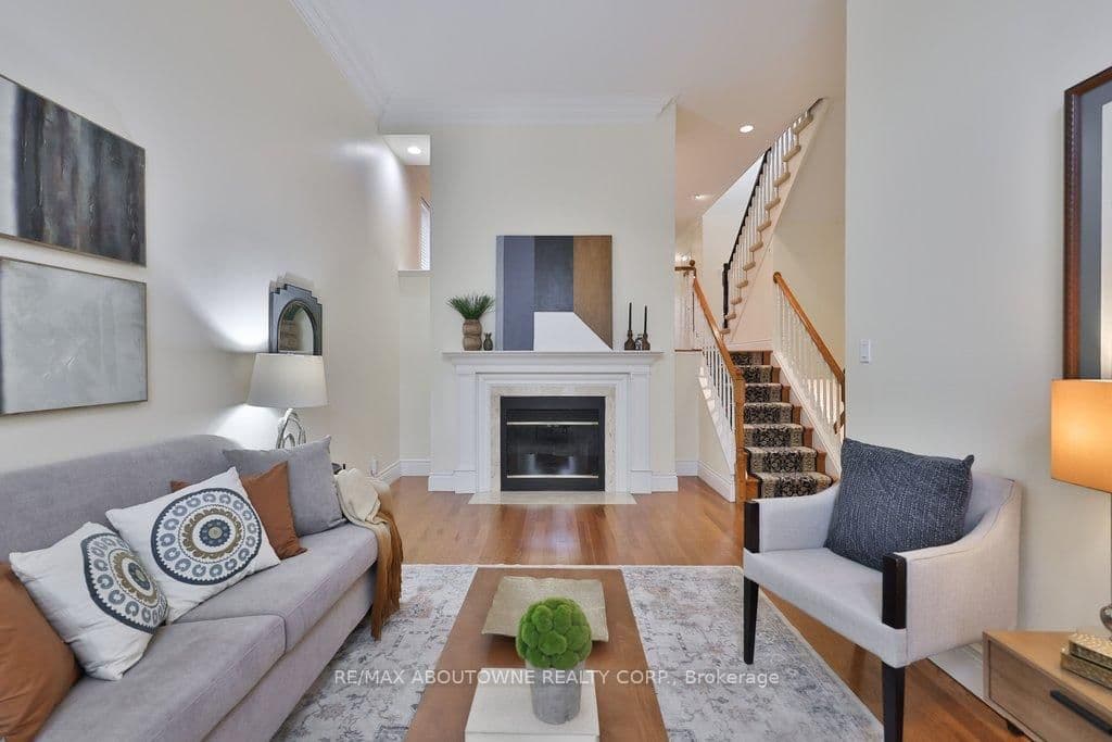 86 Forsythe Street thumbnail 7