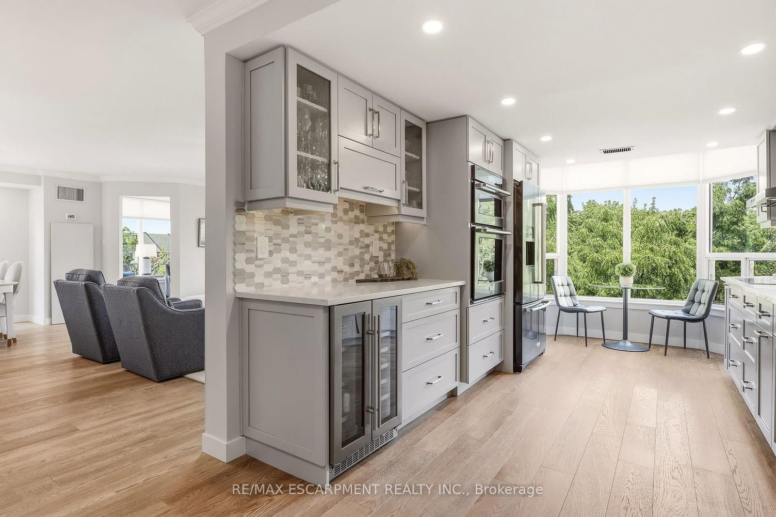 2121 Lakeshore Road, Unit 507 thumbnail 7