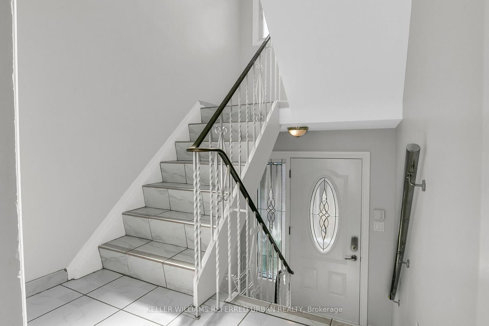 663 Brock Avenue thumbnail 3