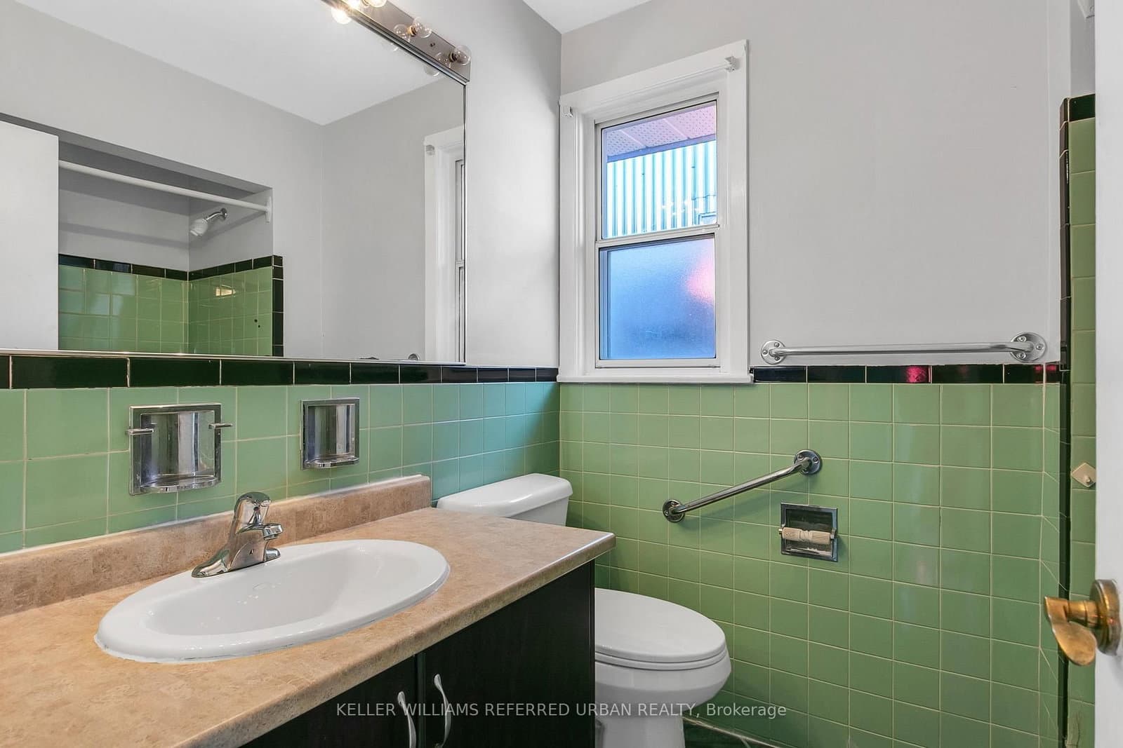 663 Brock Avenue thumbnail 33