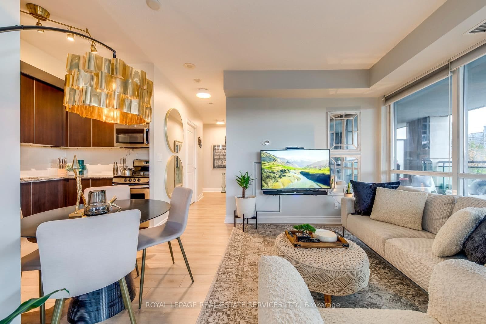 16 Brookers Lane, Unit 203 thumbnail 6