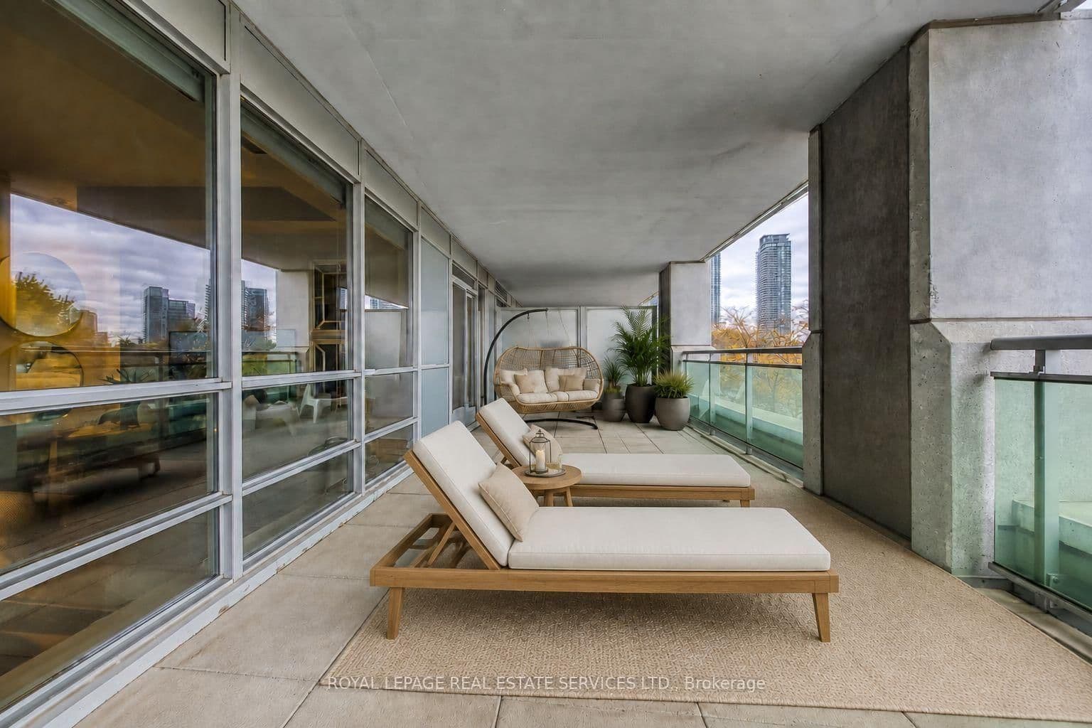 16 Brookers Lane, Unit 203 thumbnail 7