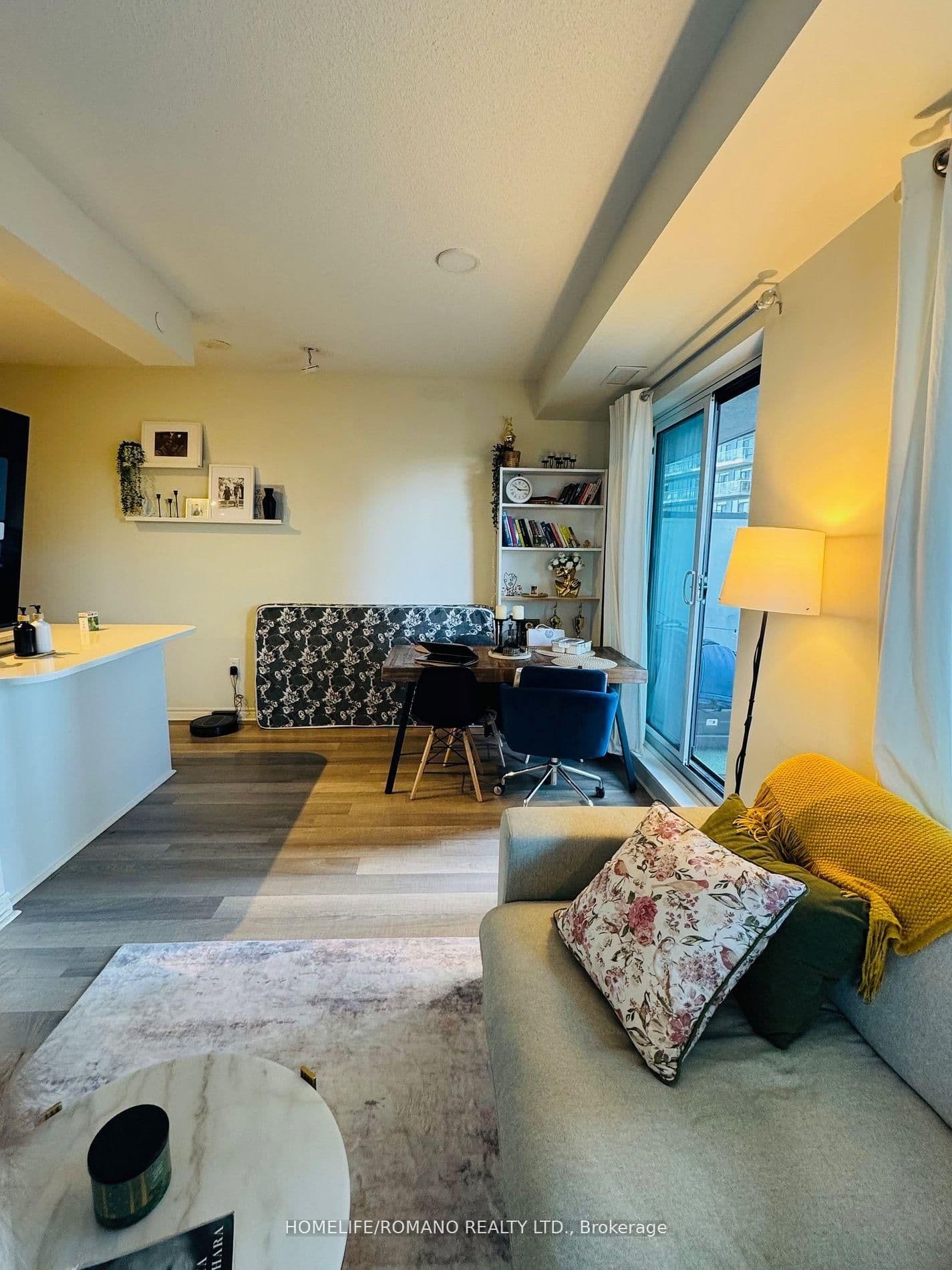 39 Annie Craig Drive, Unit 605 thumbnail 2