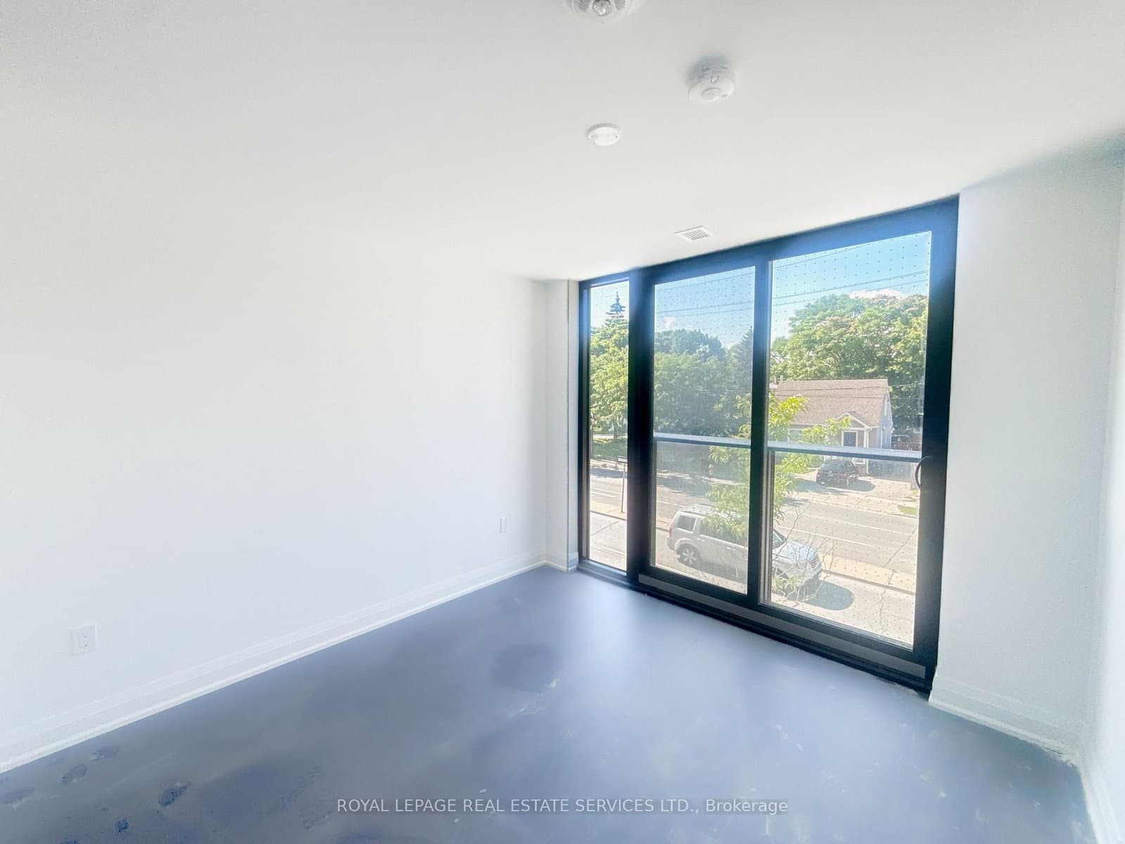 799 The Queensway, Unit 105 Upper thumbnail 11