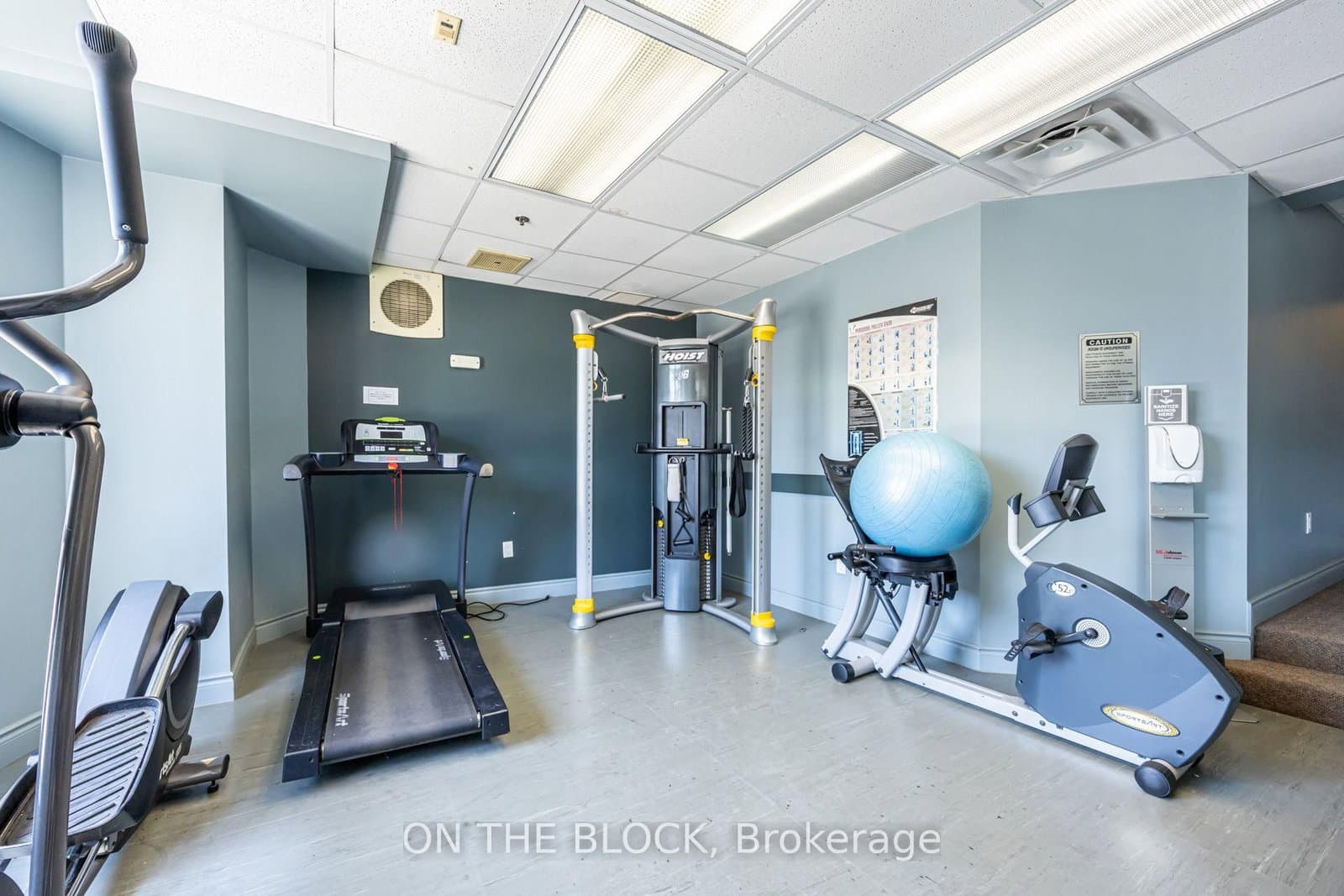 2495 Dundas Street W, Unit 107 thumbnail 23