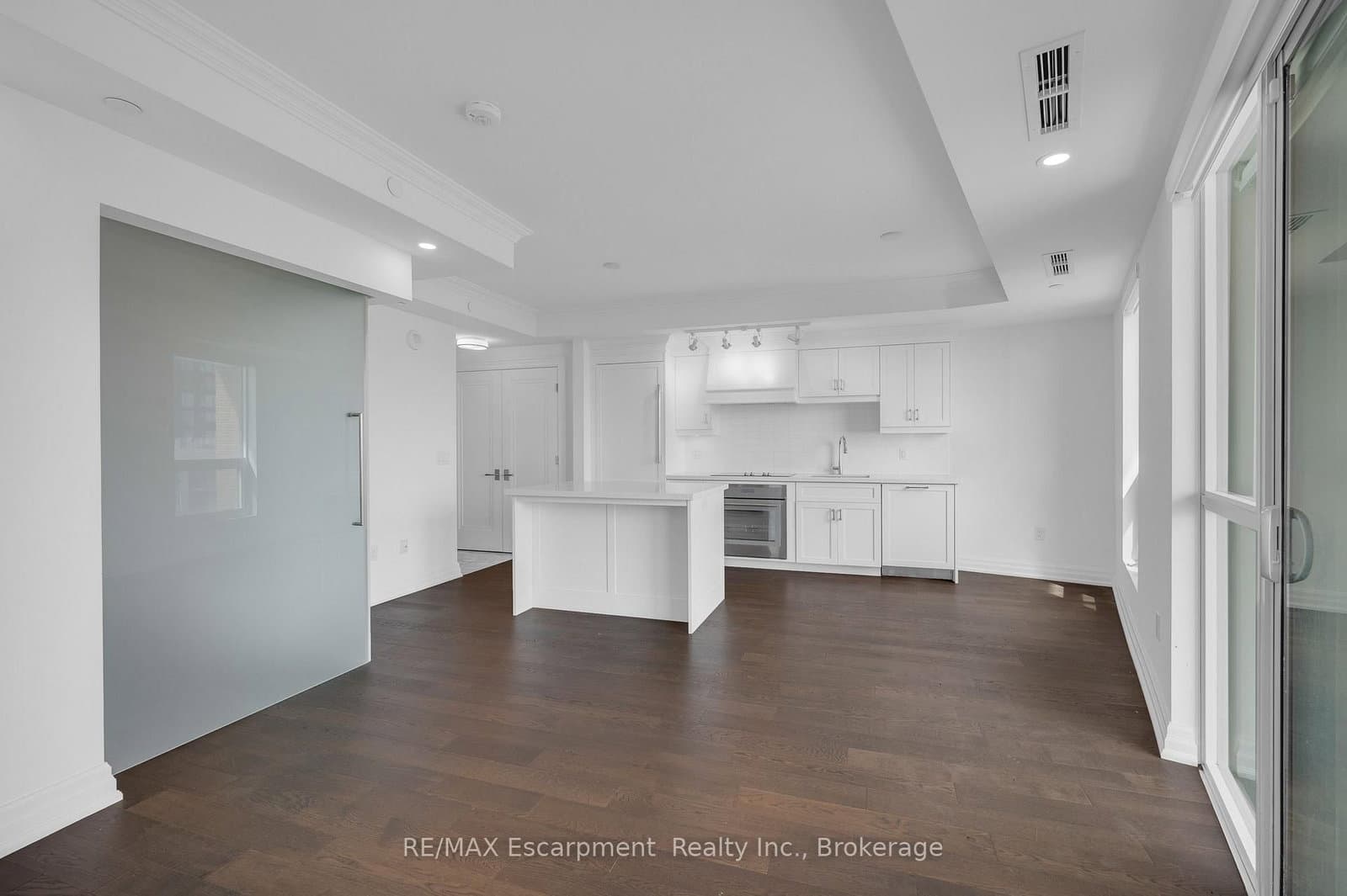 2060 Lakeshore Road, Unit 605 thumbnail 13