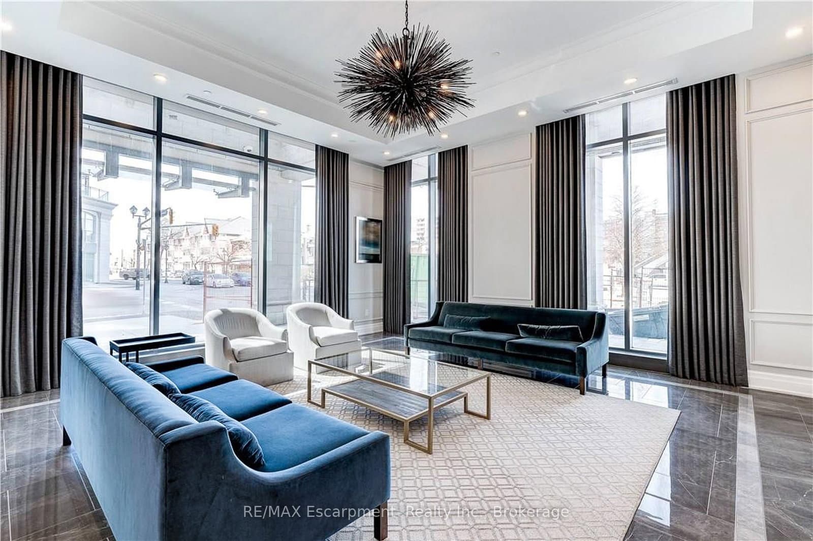 2060 Lakeshore Road, Unit 605 thumbnail 3