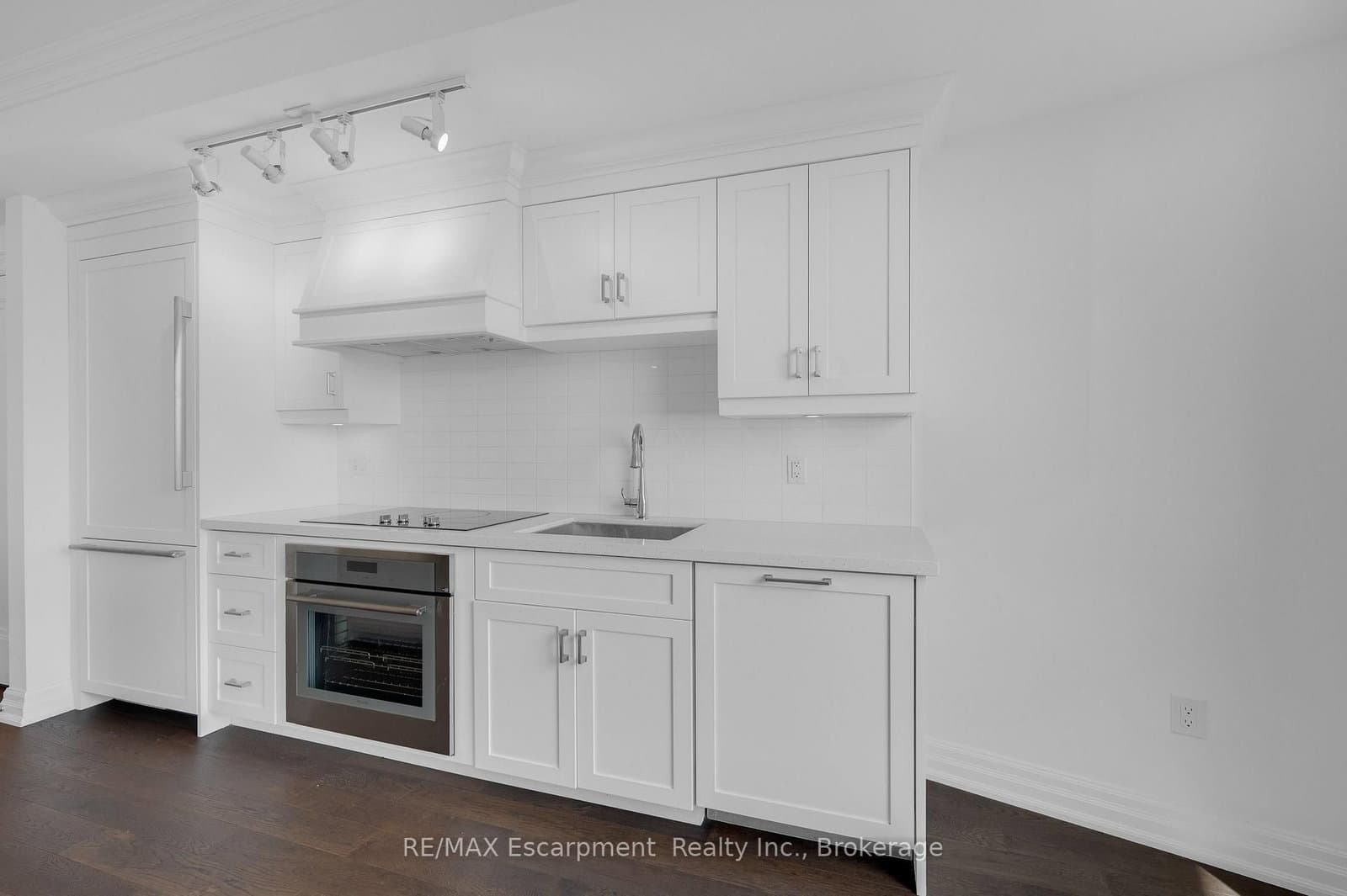 2060 Lakeshore Road, Unit 605 thumbnail 8