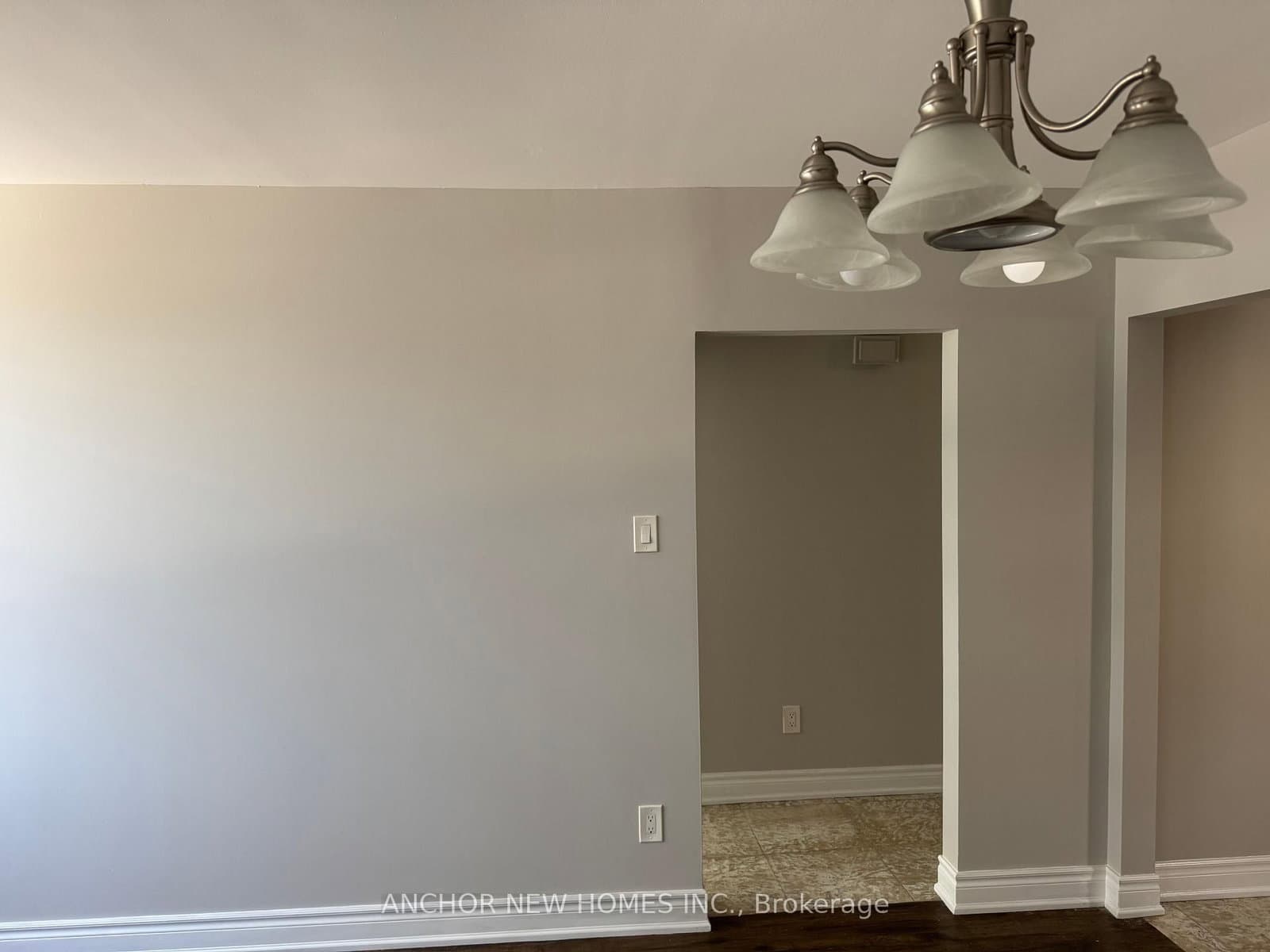 1598 Eglinton Avenue W, Unit 2 thumbnail 8