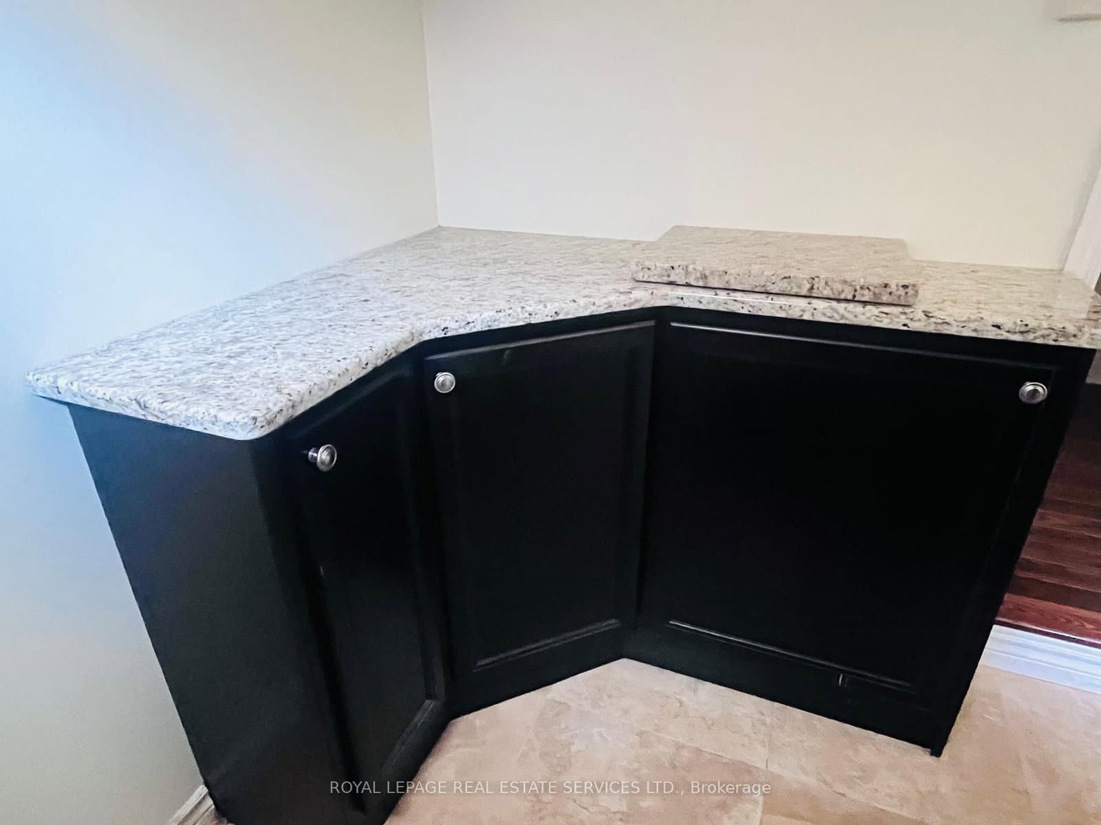 1231 Bonnybank Court, Unit Bsmt thumbnail 5