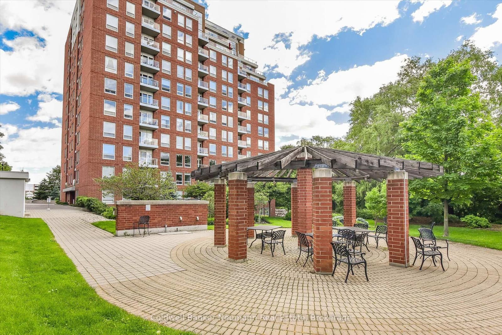 40 Old Mill Road, Unit 804 thumbnail 28