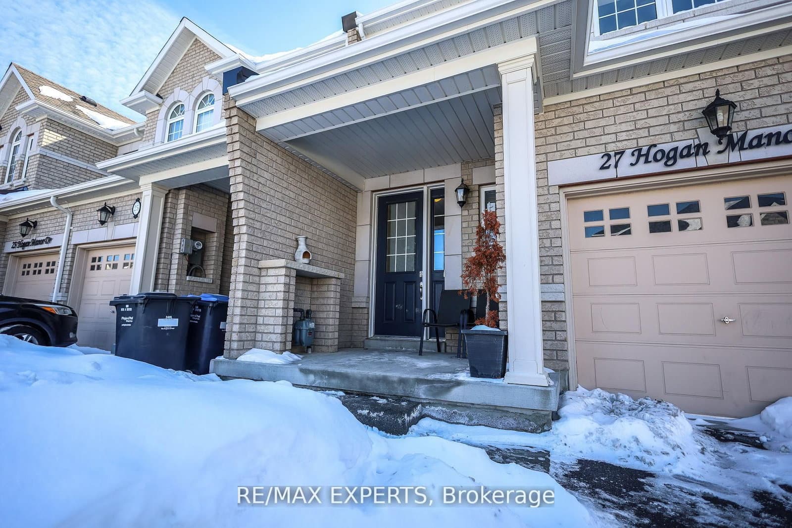 27 Hogan Manor Drive thumbnail 4
