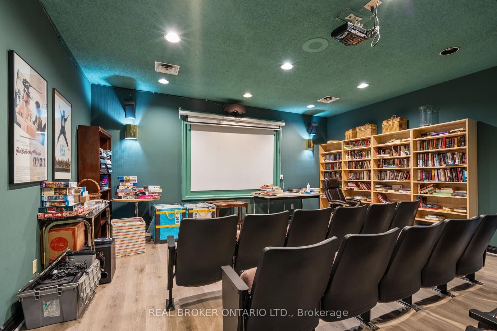 880 Dundas Street W, Unit 503 thumbnail 40