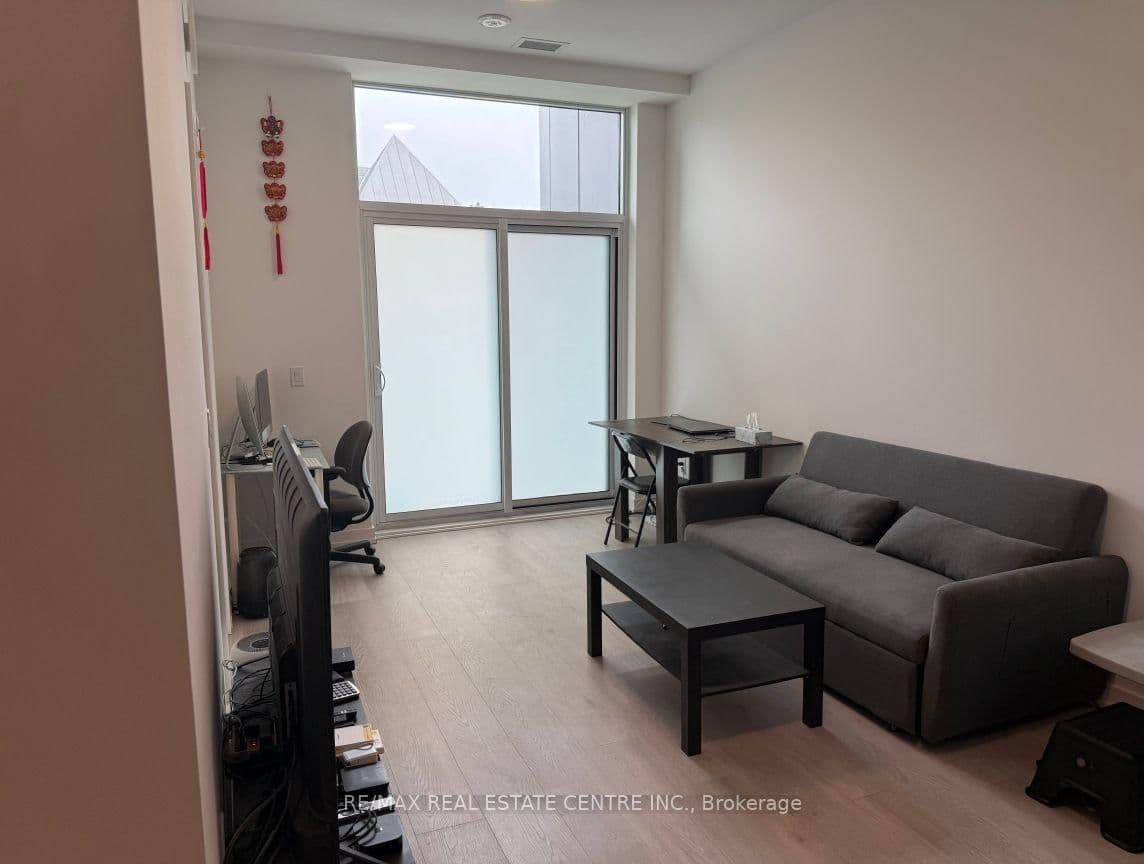 2501 Saw Whet Boulevard E, Unit 111 thumbnail 5
