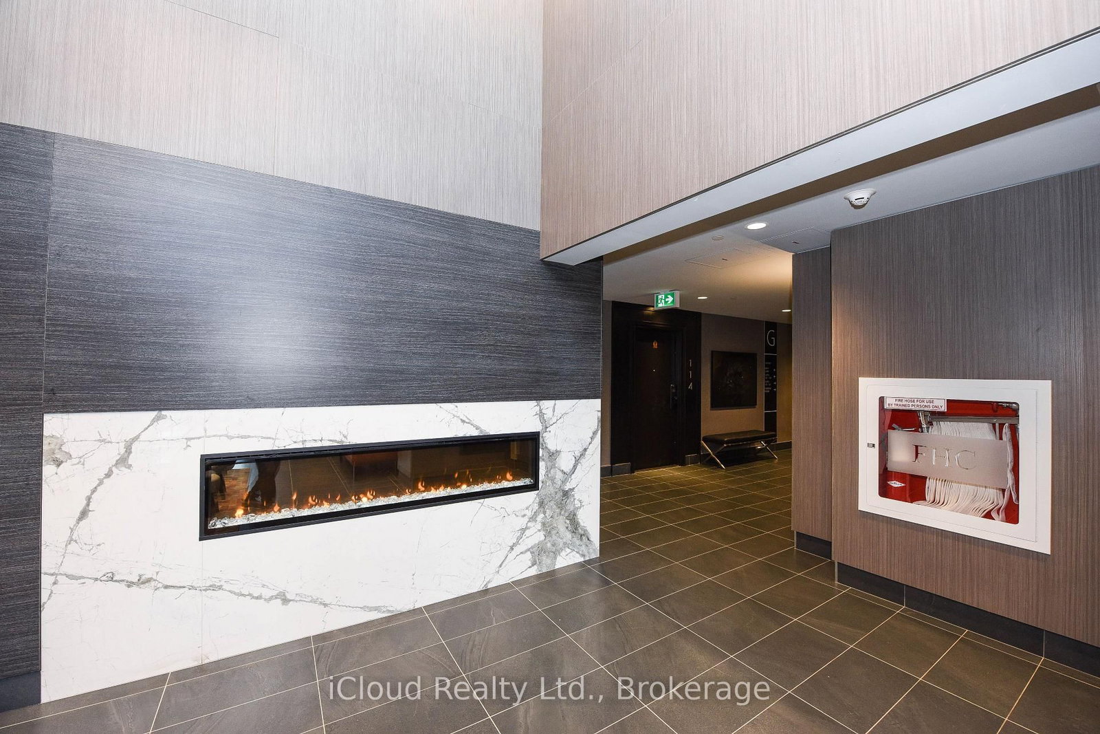 95 Dundas Street, Unit 004 thumbnail 5