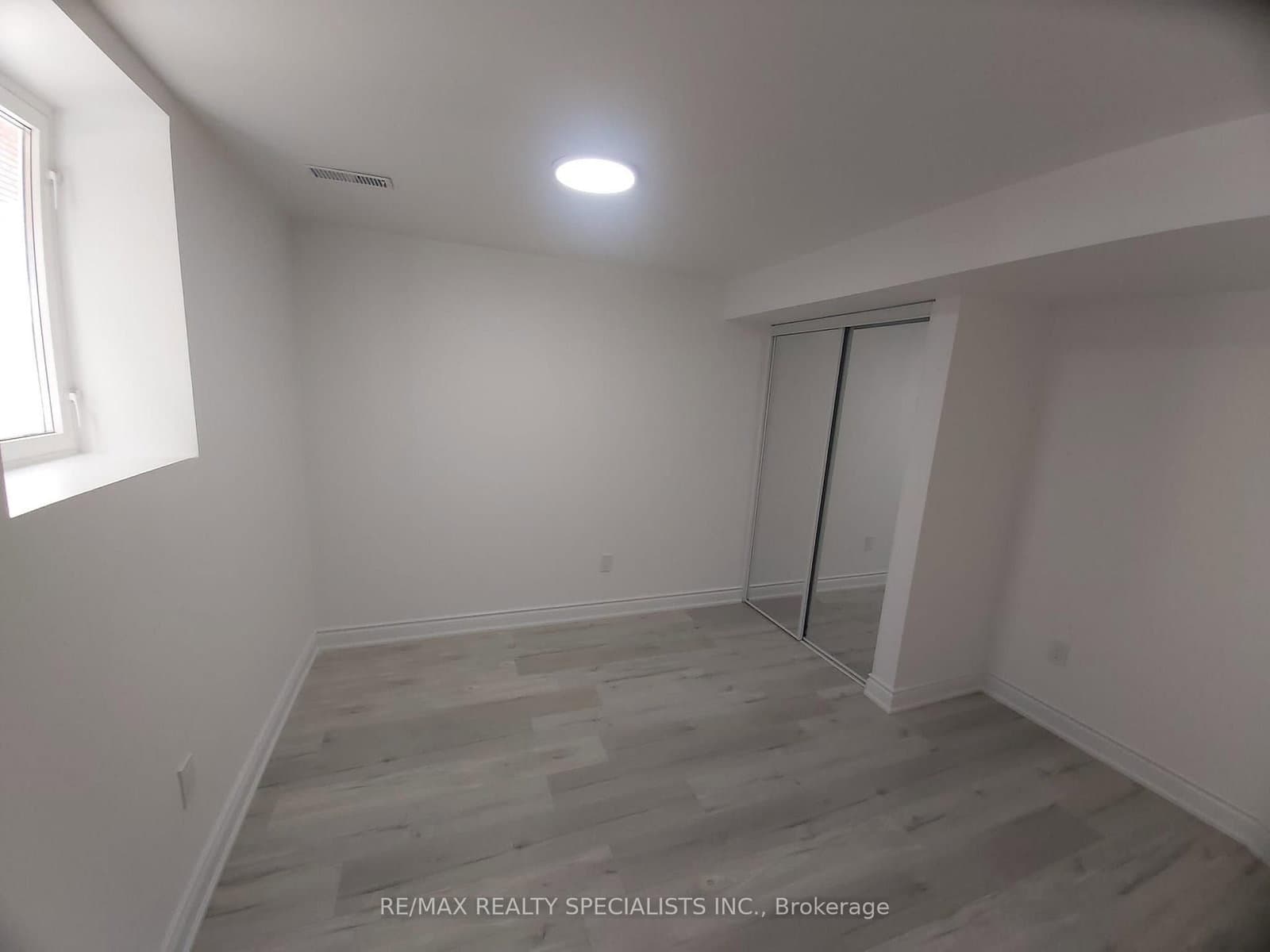 6923 Dillingwood Drive, Unit BSMNT thumbnail 9