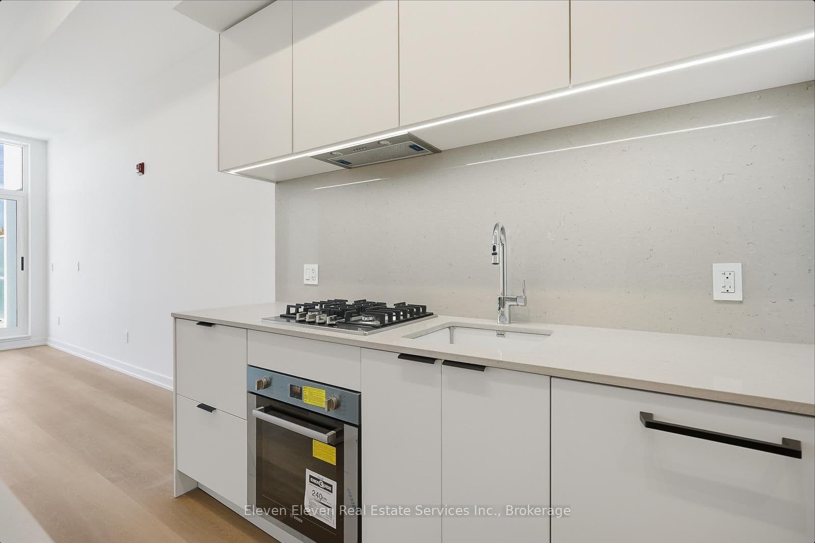 722 Marlee Avenue, Unit 404 thumbnail 14