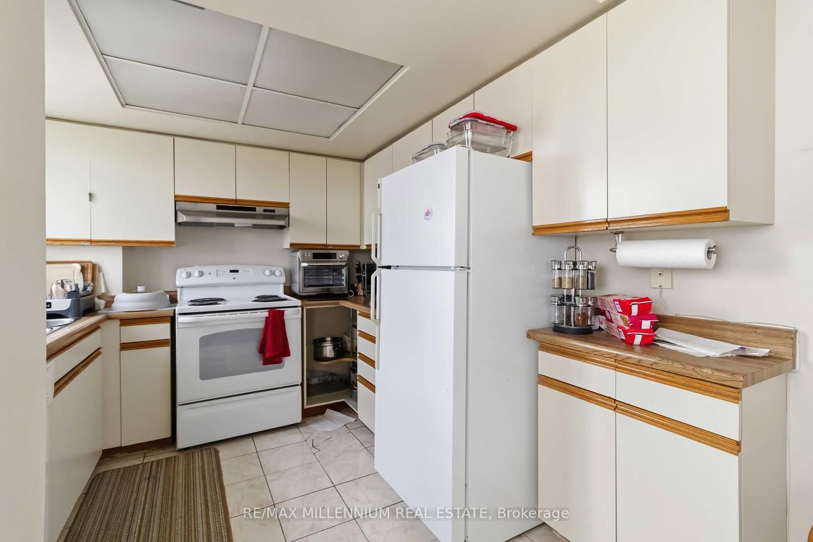 4235 Sherwoodtowne Boulevard, Unit PH7 thumbnail 13