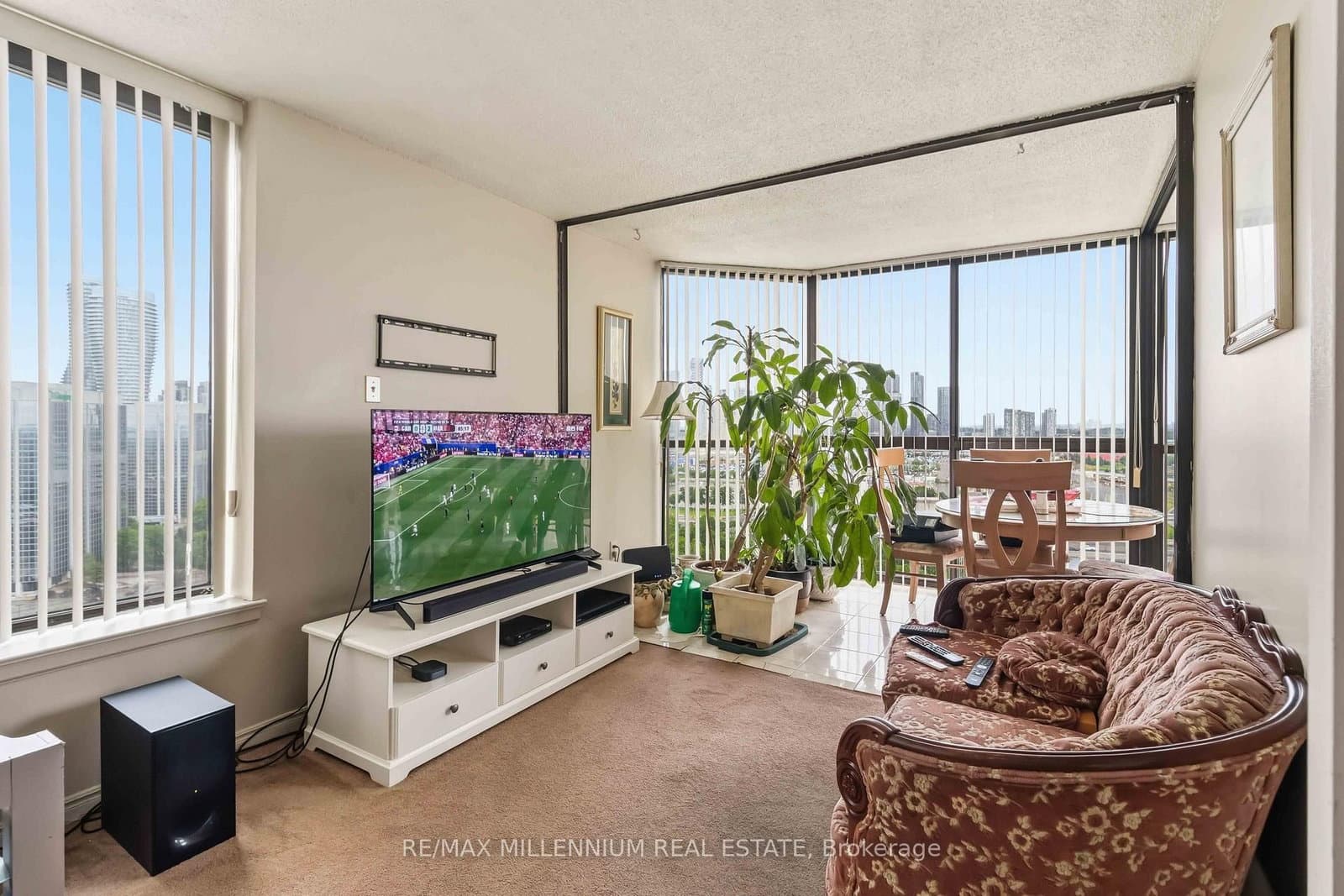 4235 Sherwoodtowne Boulevard, Unit PH7 thumbnail 8
