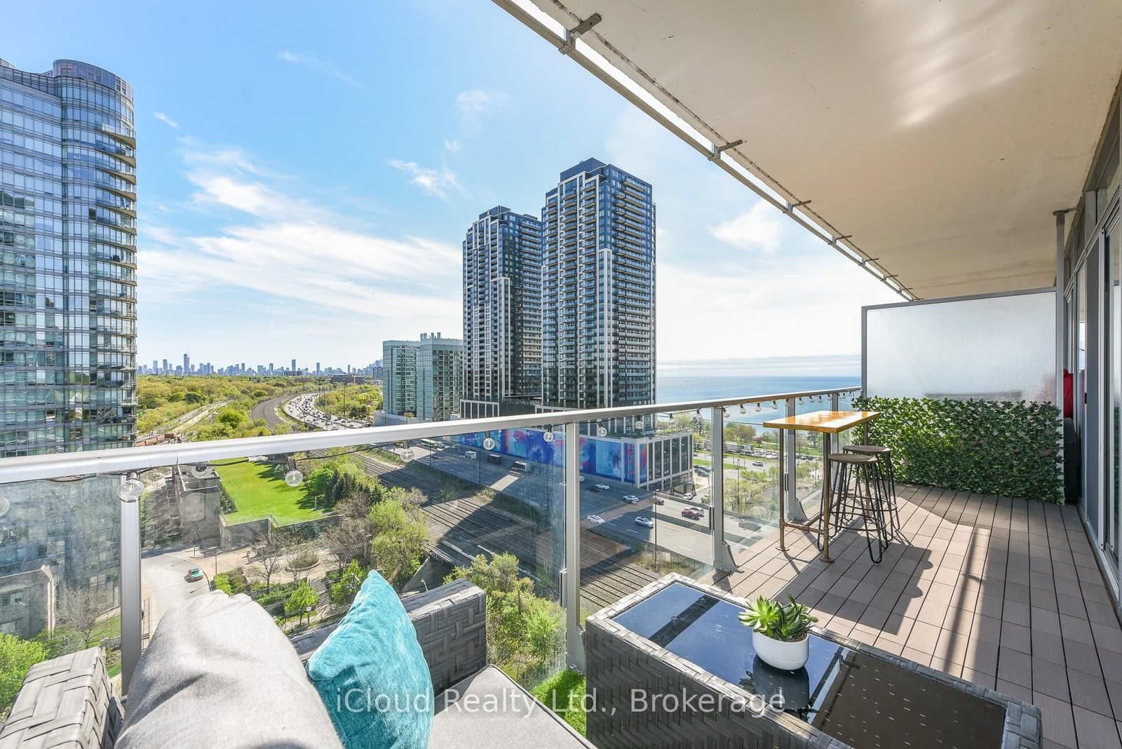 103 The Queensway, Unit 1303 thumbnail 22