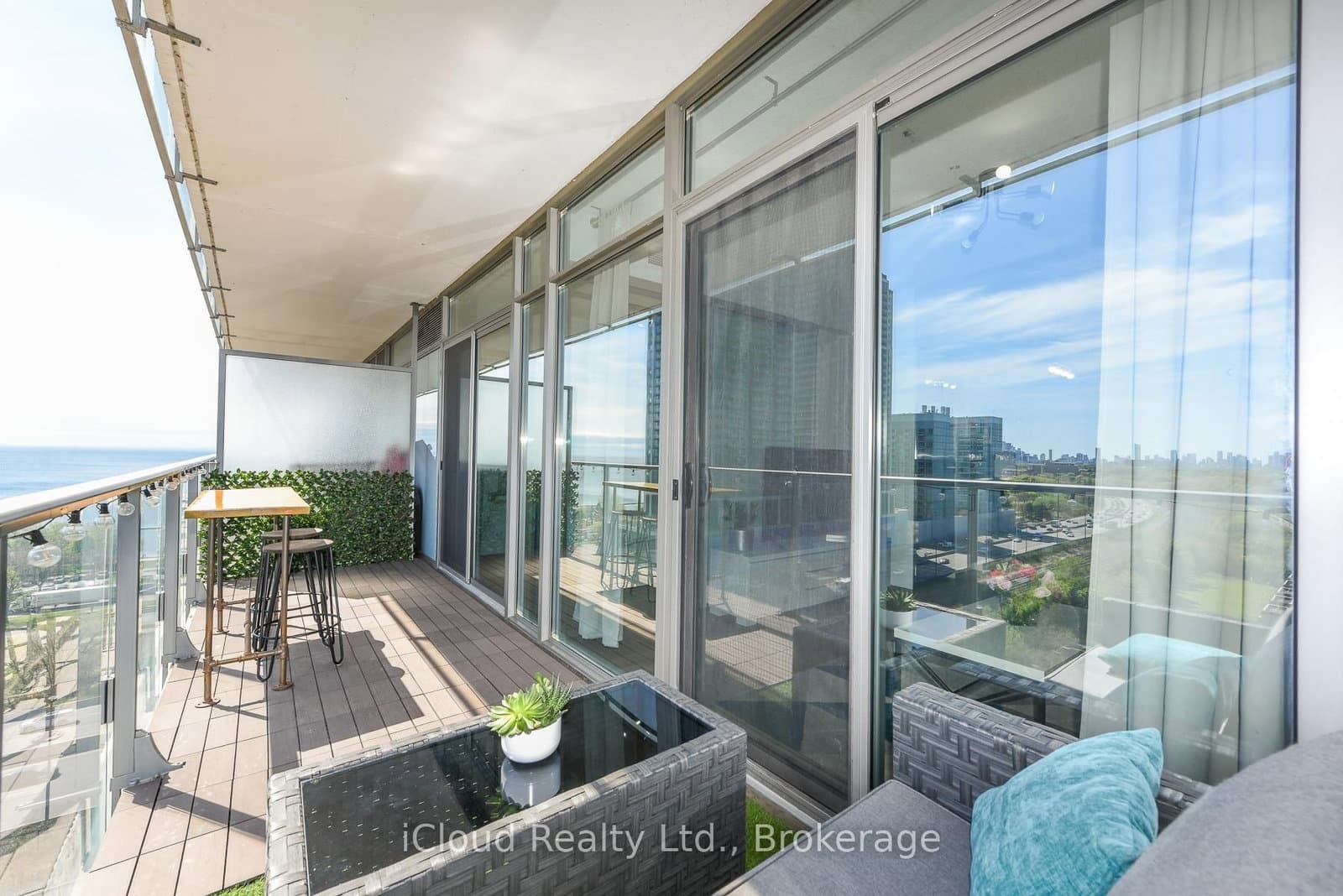103 The Queensway, Unit 1303 thumbnail 24