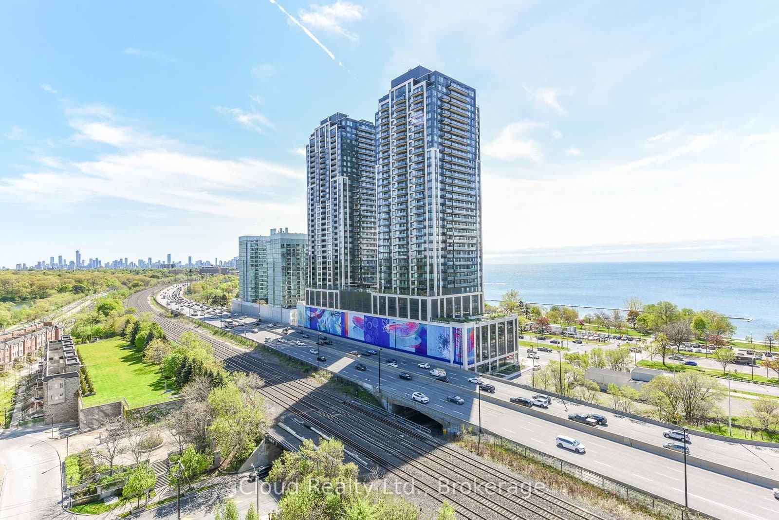 103 The Queensway, Unit 1303 thumbnail 26