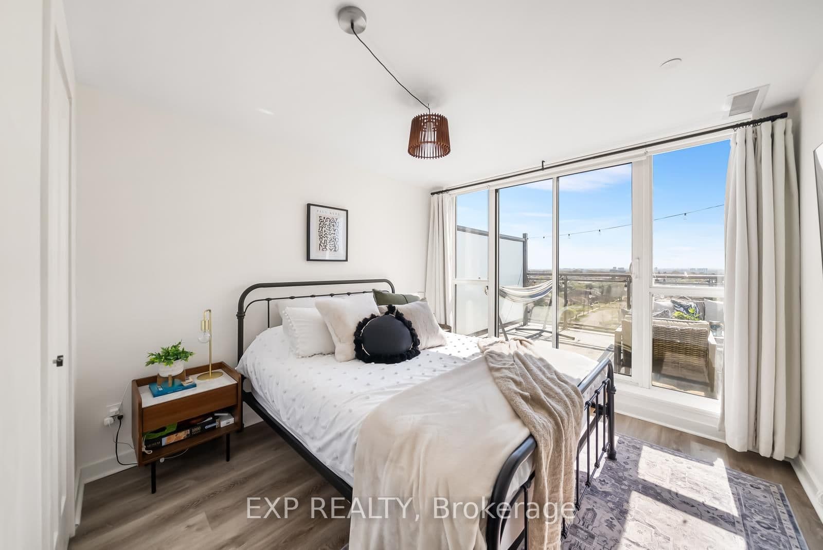 16 Mcadam Avenue, Unit 705 thumbnail 19