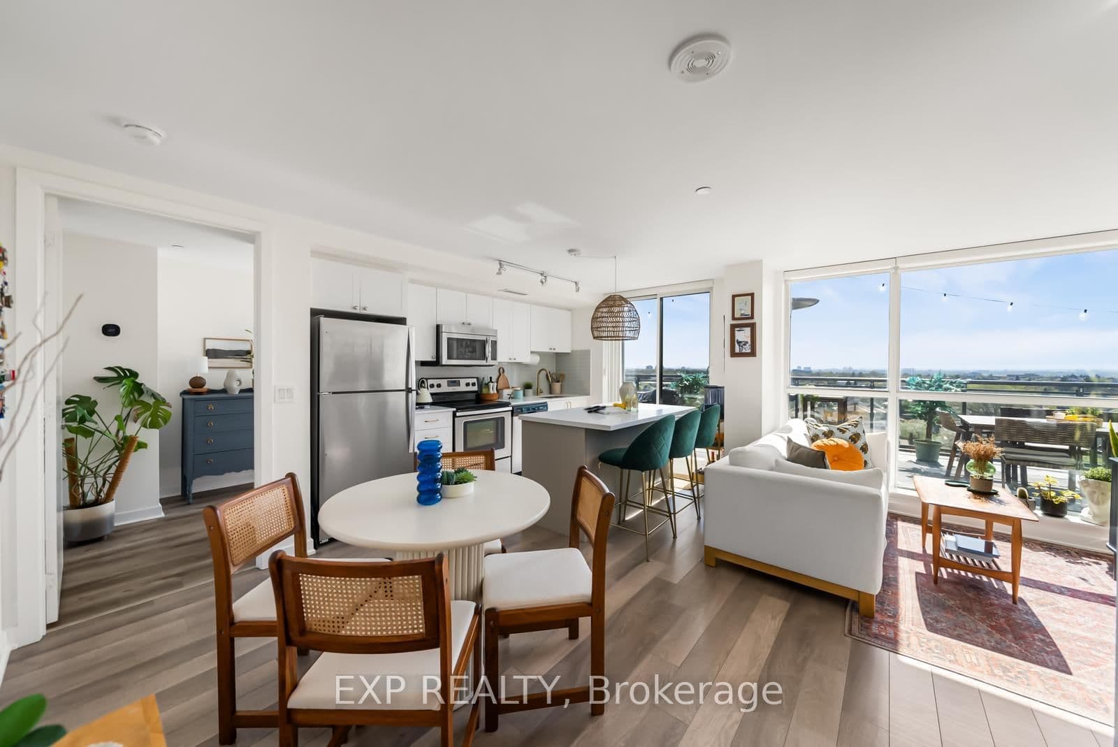 16 Mcadam Avenue, Unit 705 thumbnail 6