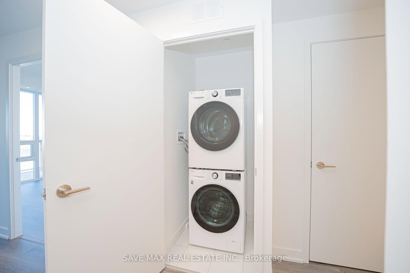 225 Malta Avenue, Unit 421 thumbnail 23