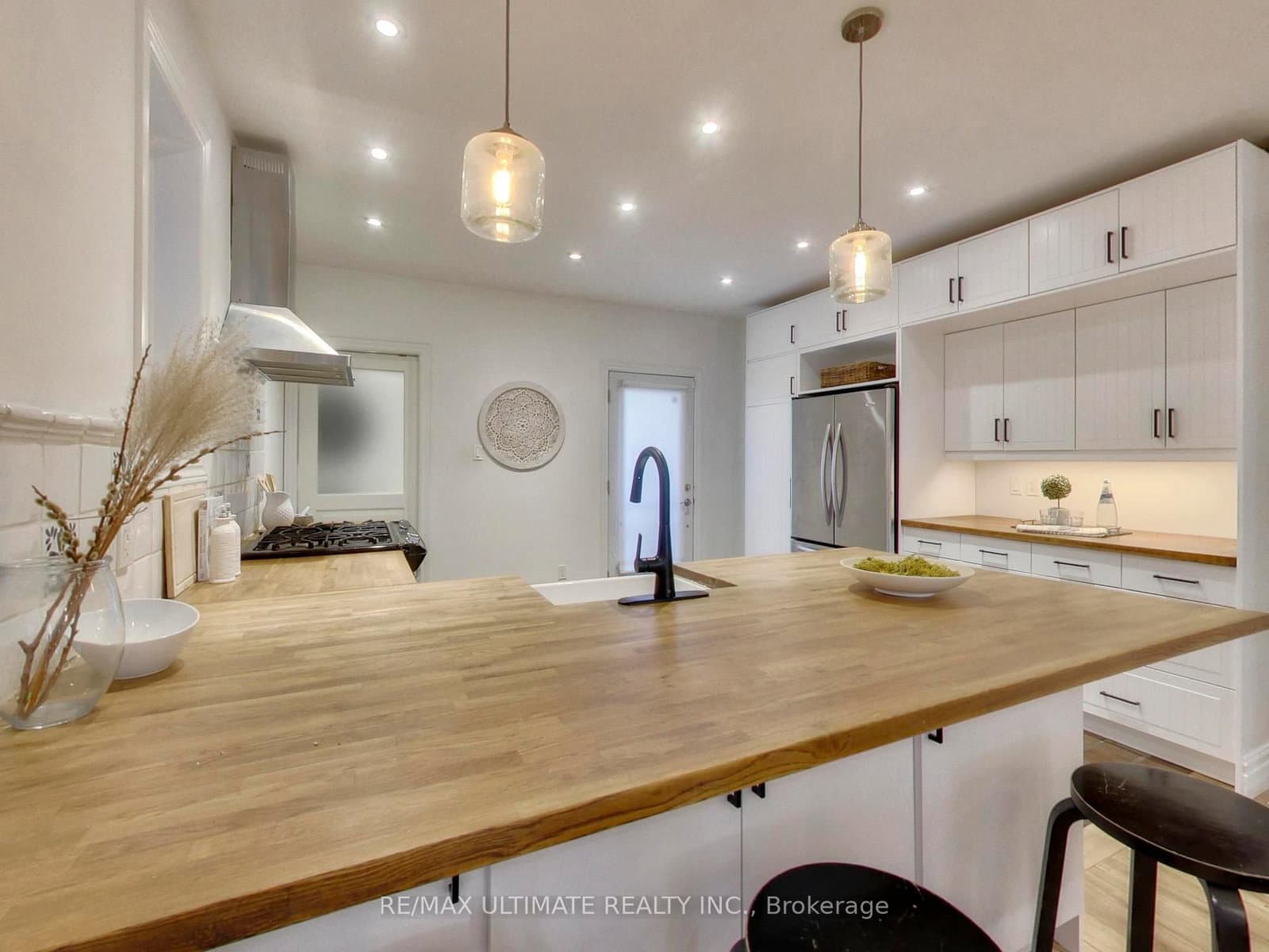 24 Pauline Avenue thumbnail 15