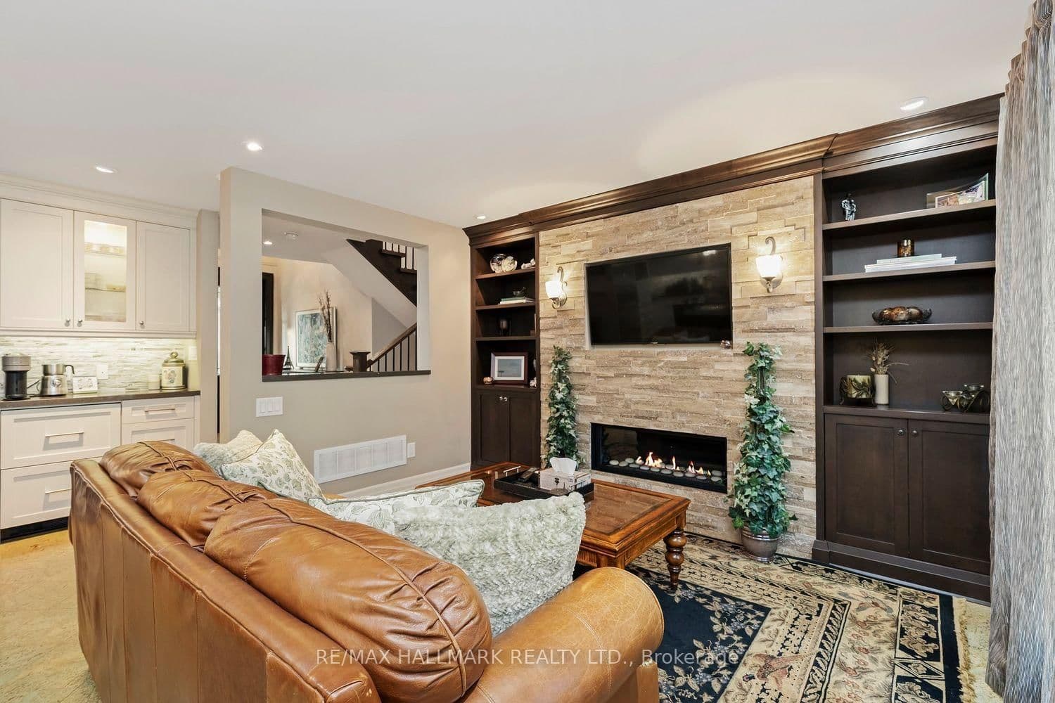 25 Queensborough Crescent thumbnail 14