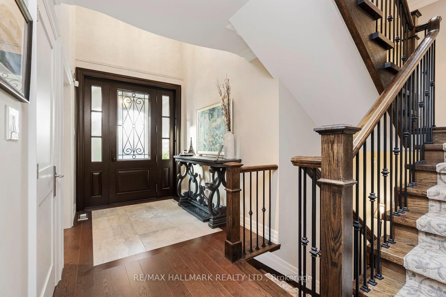 25 Queensborough Crescent thumbnail 4