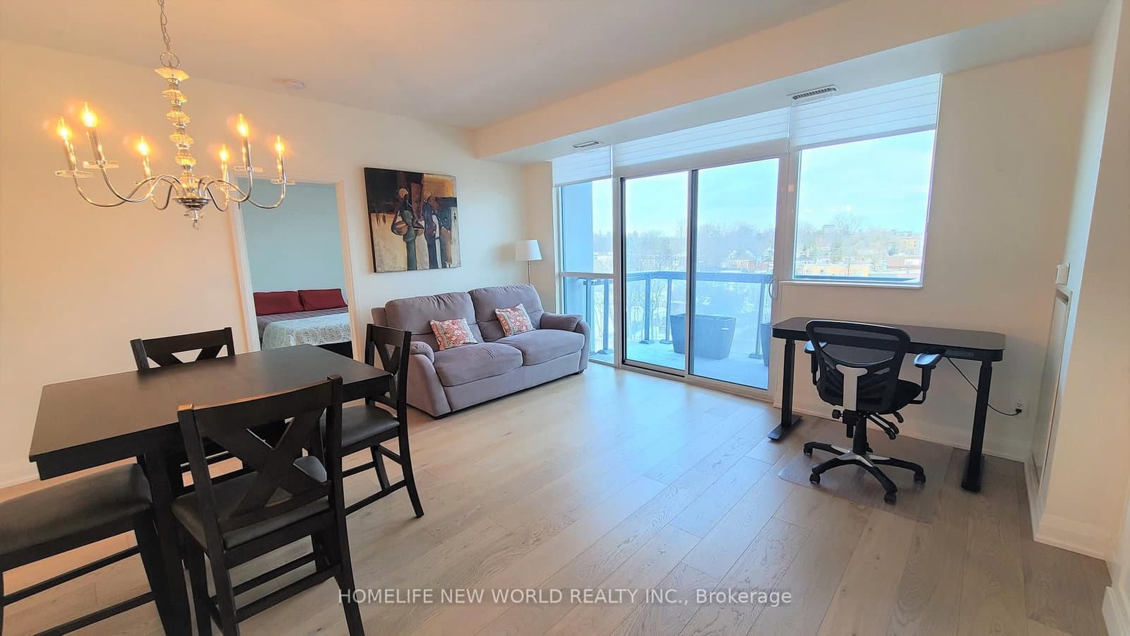 1 Hurontario Street, Unit 505 thumbnail 4