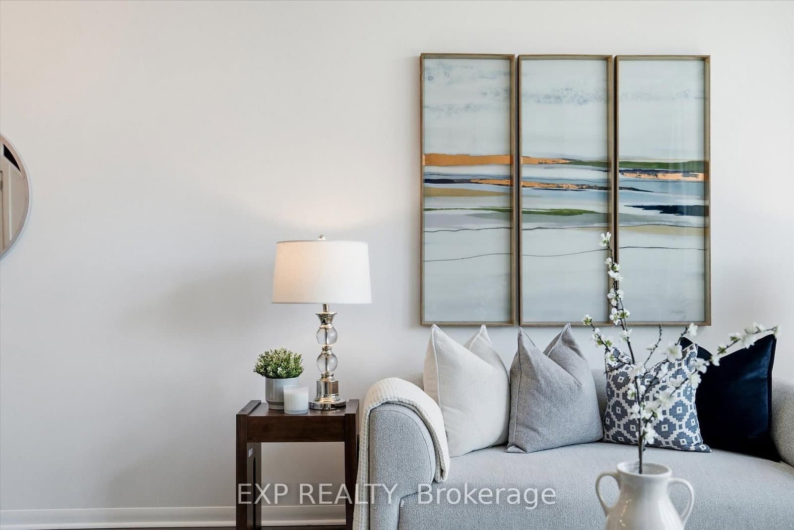 3391 Bloor Street W, Unit 221 thumbnail 16