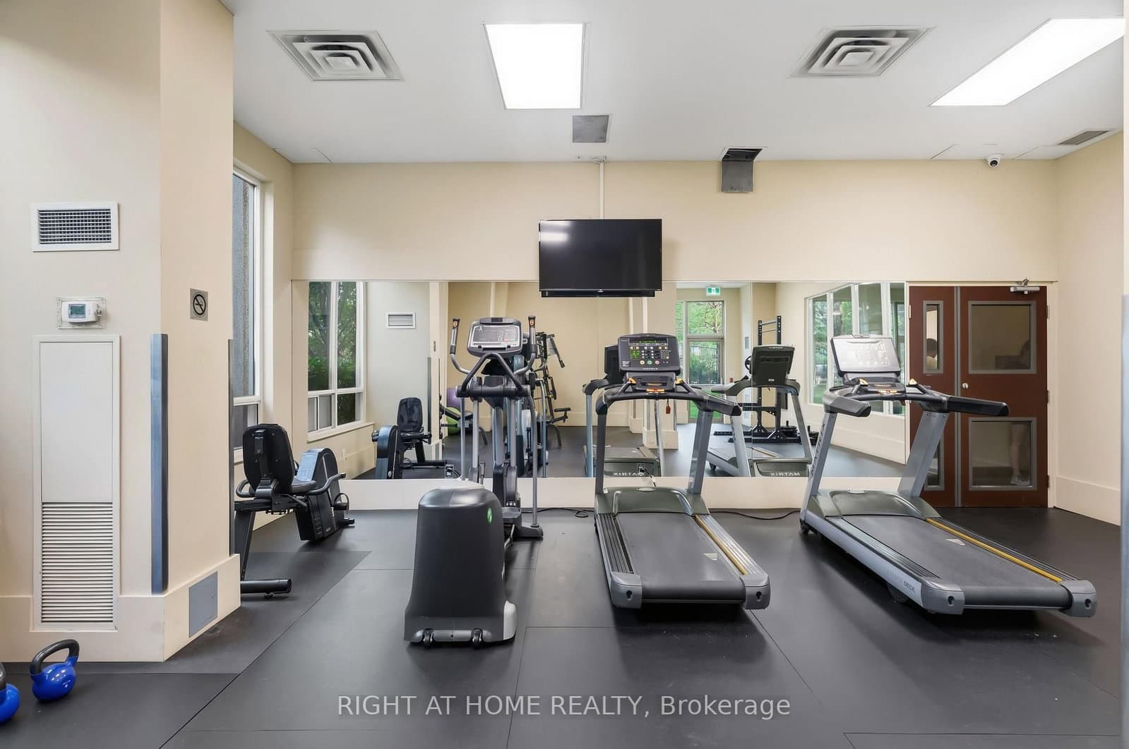 1359 E Rathburn Road E, Unit 1007 thumbnail 25