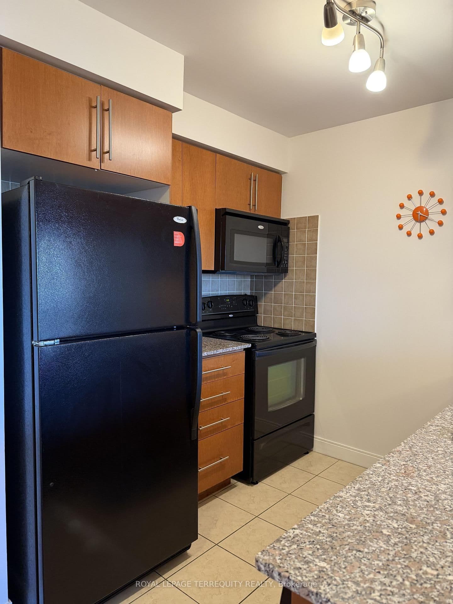 25 Viking Lane, Unit 657 thumbnail 5