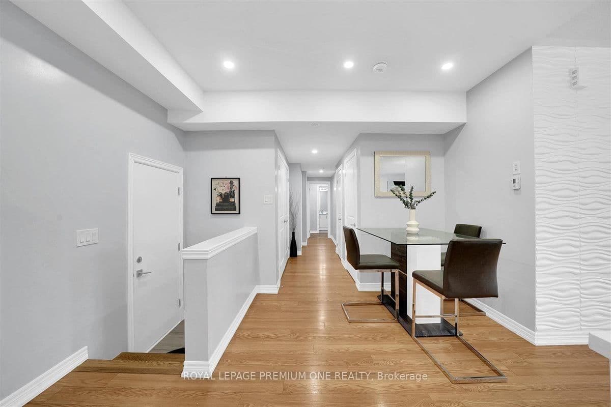 9430 The Gore Road, Unit 21 thumbnail 17