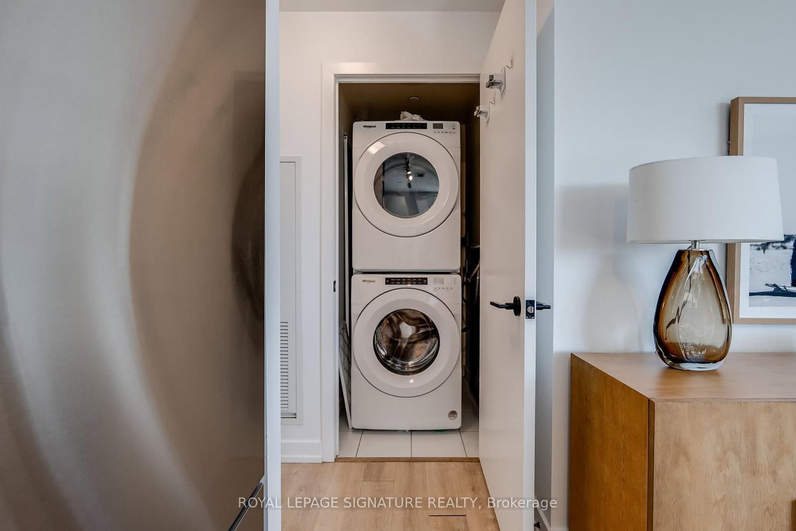 2300 St. Clair Avenue W, Unit 517 thumbnail 18