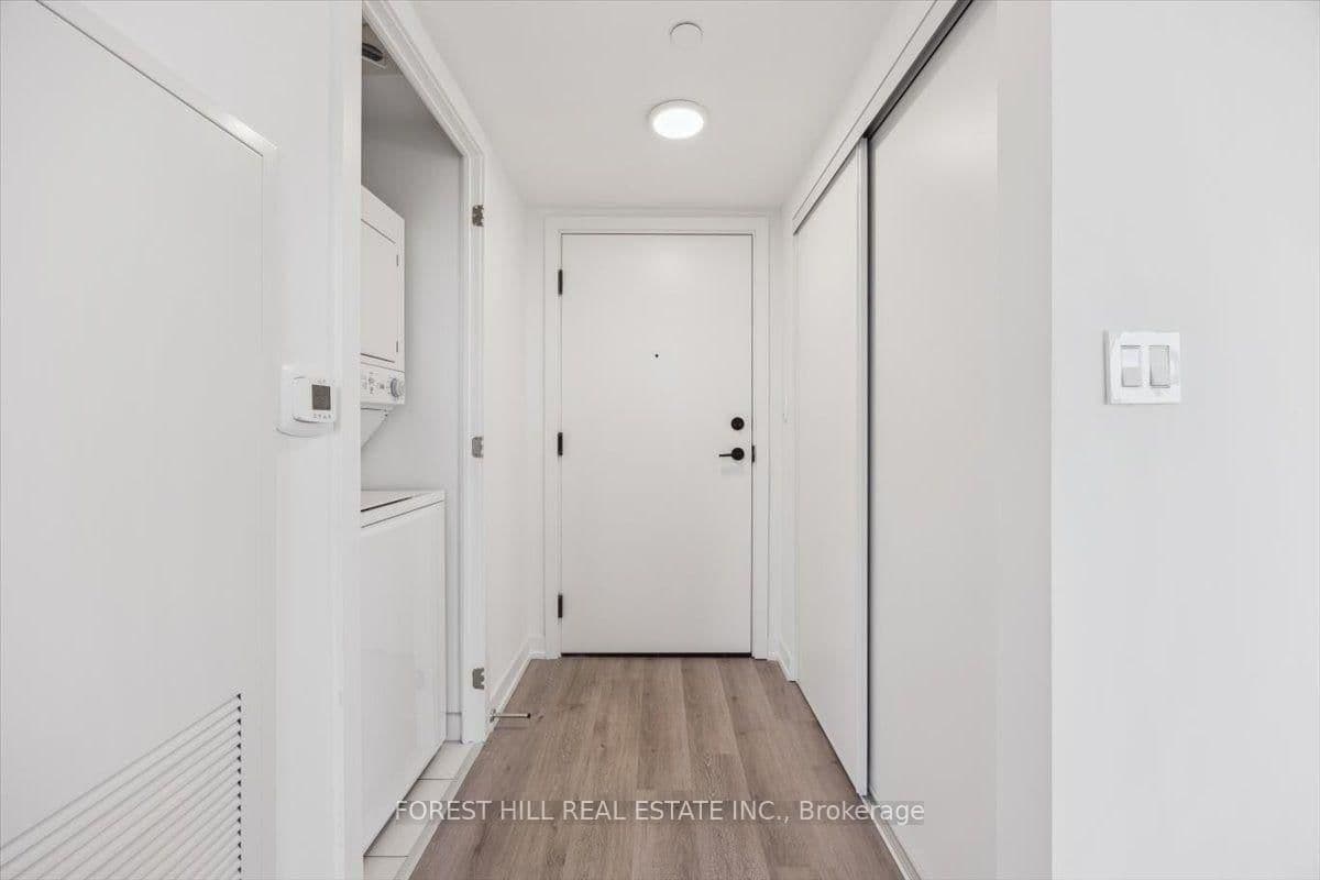 556 Marlee Avenue, Unit 911 thumbnail 5