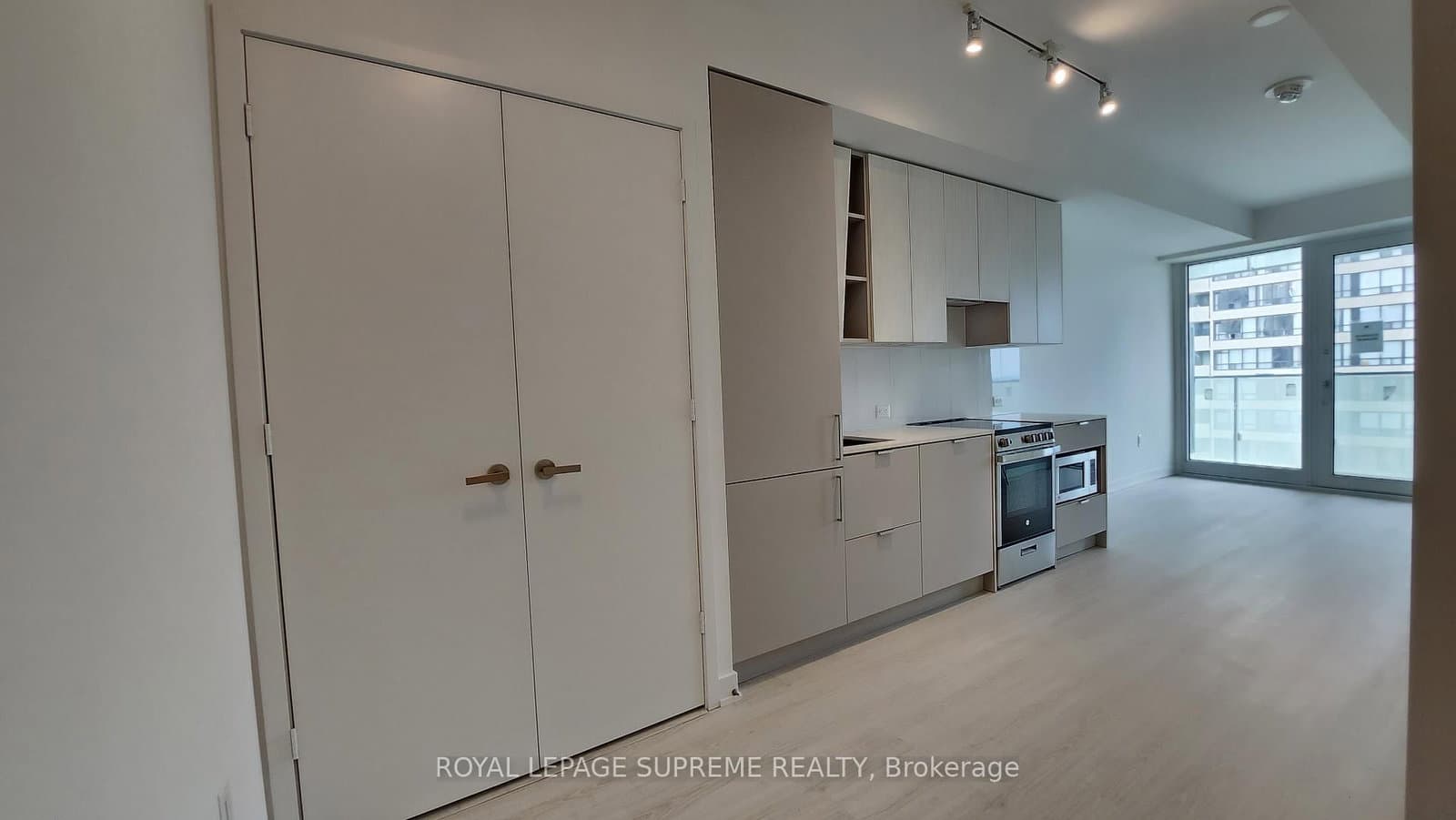 3883 Quartz Road, Unit 905 thumbnail 6