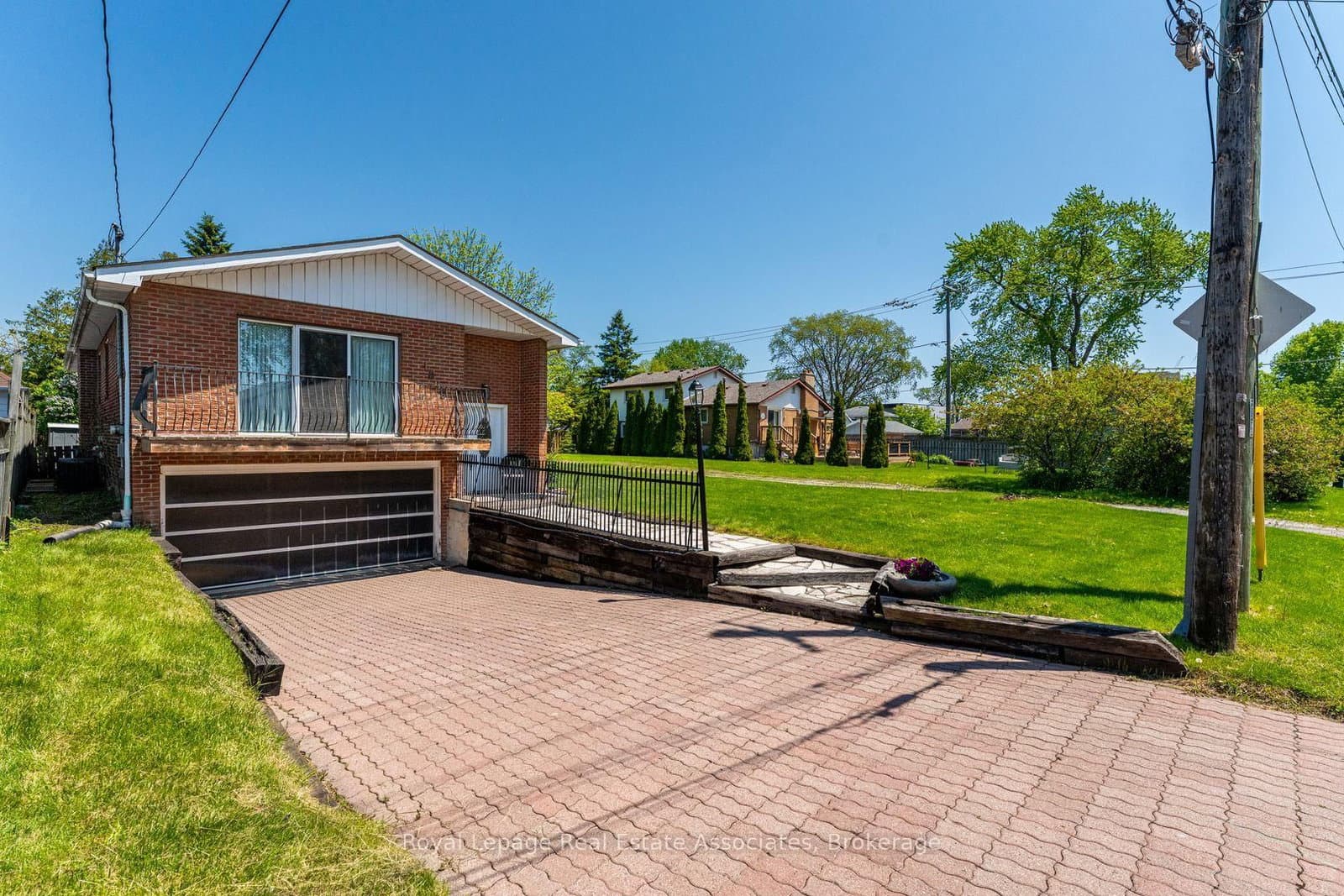 1069 Alexandra Avenue - Image 1