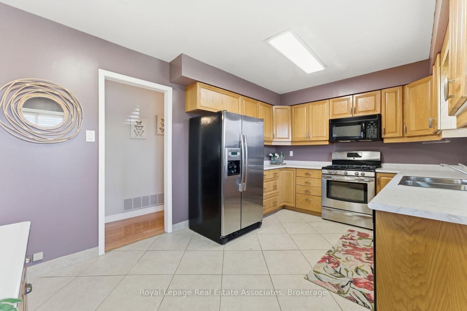 1069 Alexandra Avenue thumbnail 11