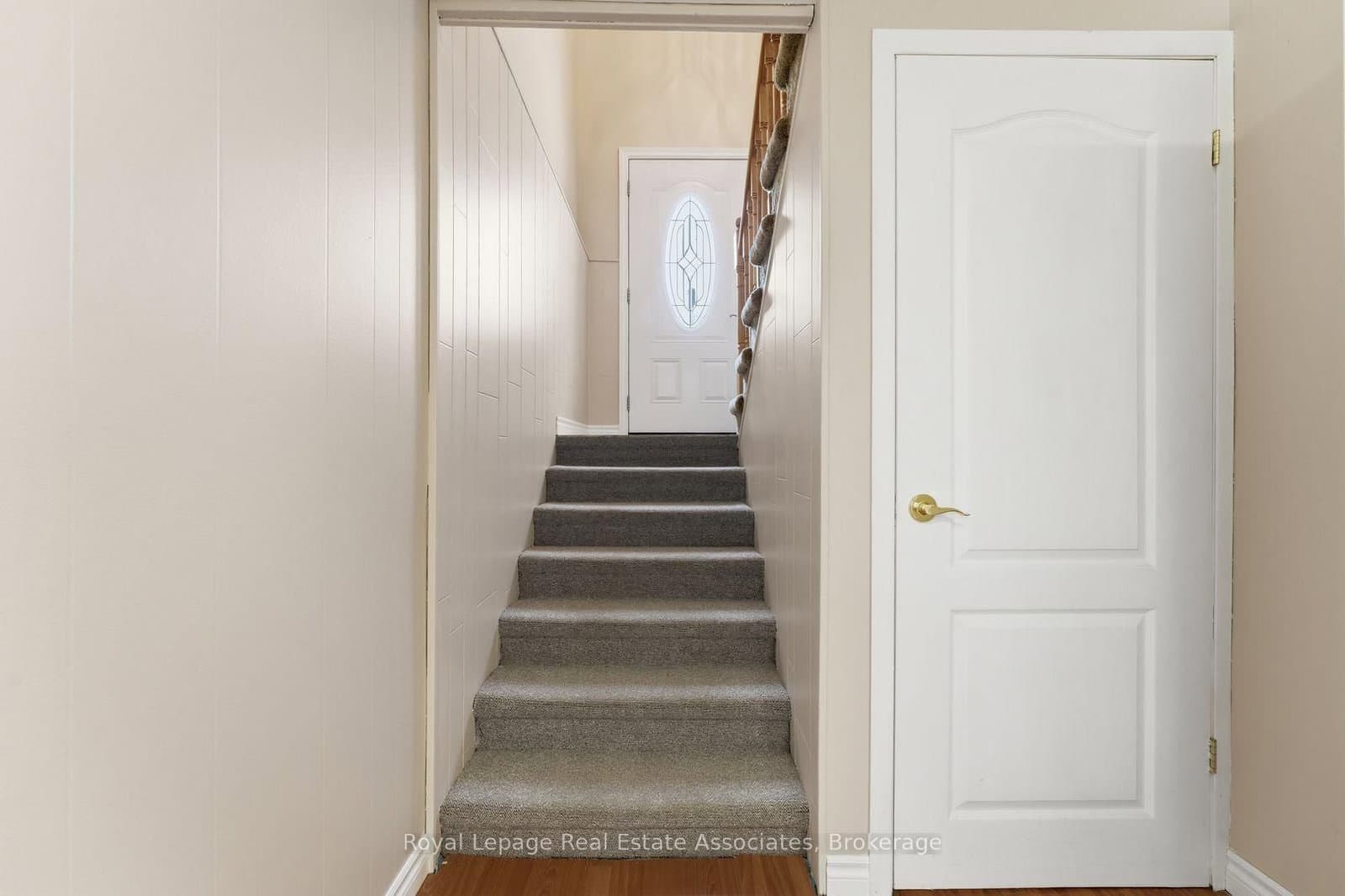 1069 Alexandra Avenue thumbnail 30