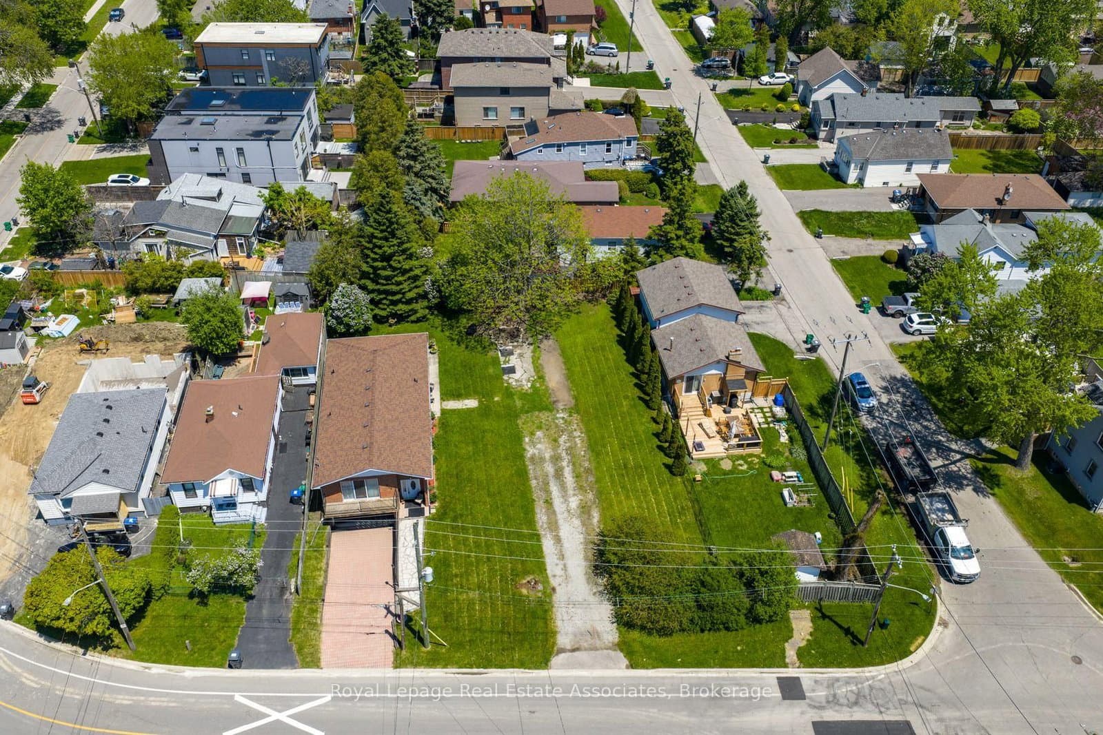 1069 Alexandra Avenue thumbnail 42