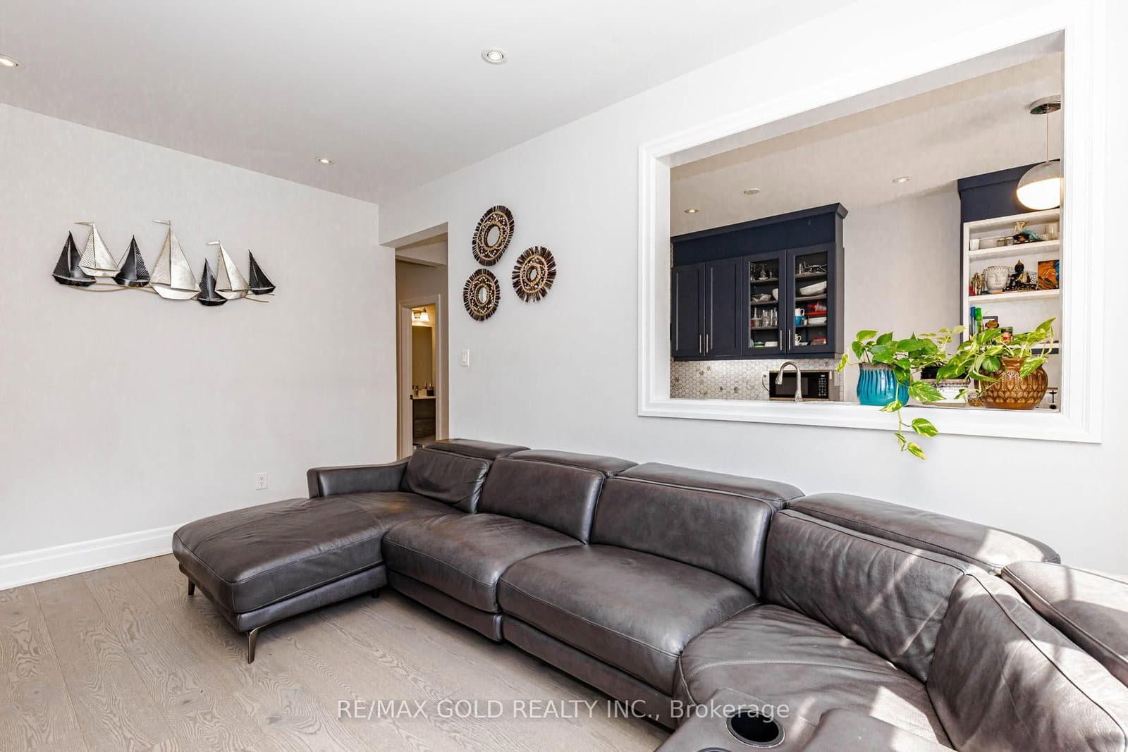 7 Overstone Road thumbnail 17