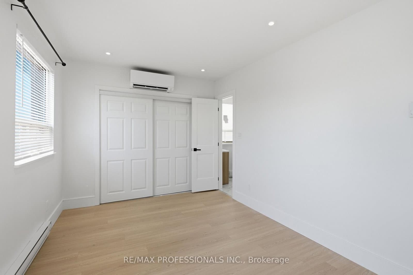 105 Cavell Avenue thumbnail 22