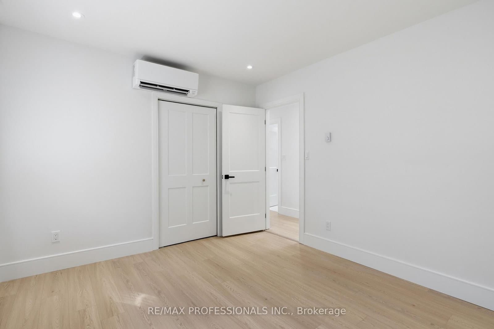 105 Cavell Avenue thumbnail 34