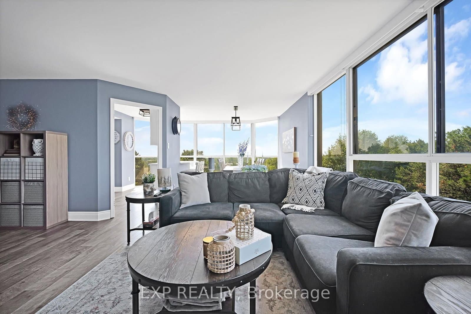 880 Dundas Street W, Unit 307 thumbnail 11