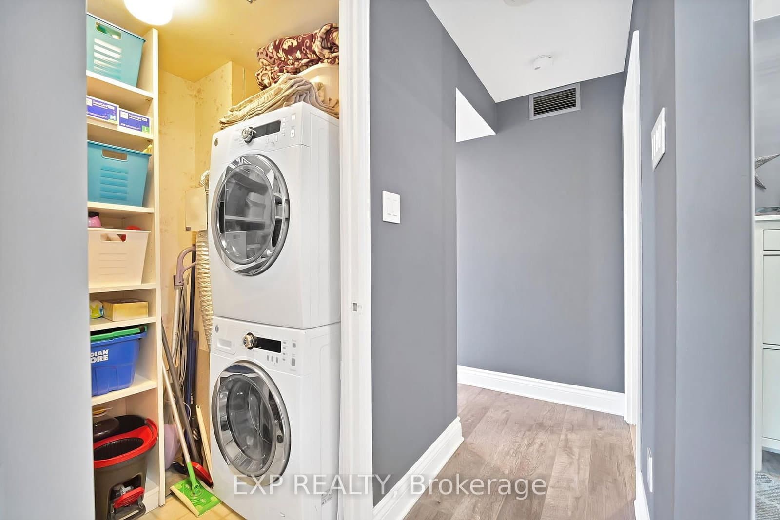 880 Dundas Street W, Unit 307 thumbnail 26